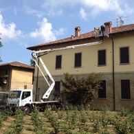 e9edbbf3-2ad5-4a4b-9e40-ca4da68c1ab7.jpg...